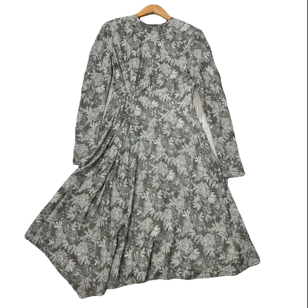 NWT Garden of Angels  Floral Long Sleeve midi Dress size S 
Shoulder pads